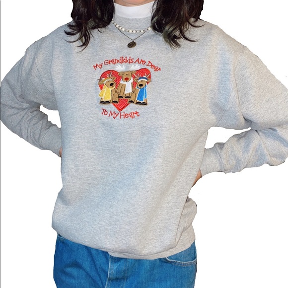 Grandma style vintage sweatshirt w faux turtleneck - Picture 2 of 3